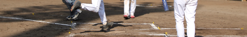 写真トップ　ホームで交錯