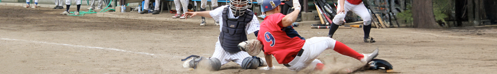 写真トップ　ホームで交錯