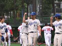 ユーゴガッツポーズ