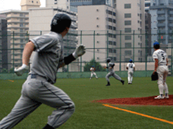 テクノの攻撃レフトオサムキャッチ