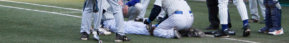 足を負傷したブン、助けるブンアニ