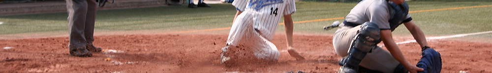 ナベ ホーム滑り込み