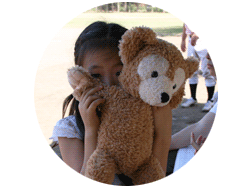 おまけ写真：ハナちゃんと縫いぐるみのクマさん