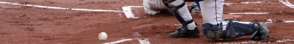 ホームクロスプレー 転がるボール