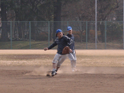 ヒゲガミ捕球練習