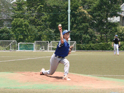 ピッチャーアダッチ