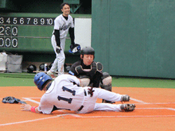 イハラホームへスライディング